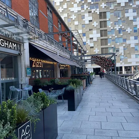Birmingham Central Canal Side Living Exterior photo