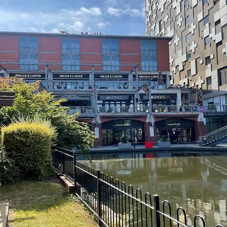Birmingham Central Canal Side Living Exterior photo